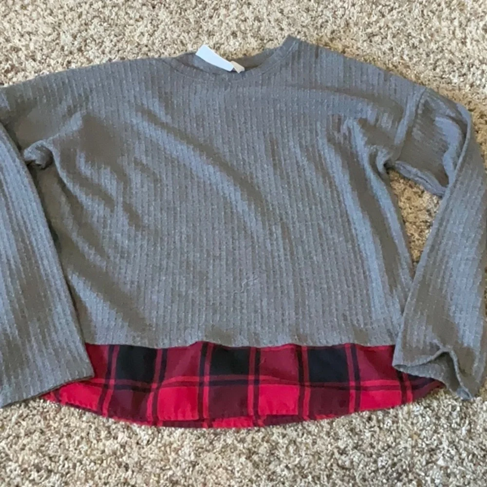 The Children's Place Gray and Red Kids Matching Set